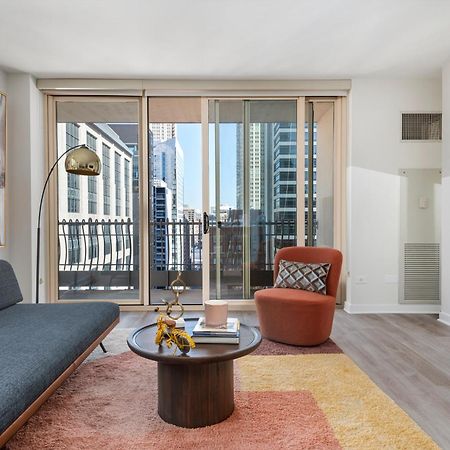 The Bernardin Gold Coast Luxury Apartments Near Magnificent Mile Chicago Bagian luar foto