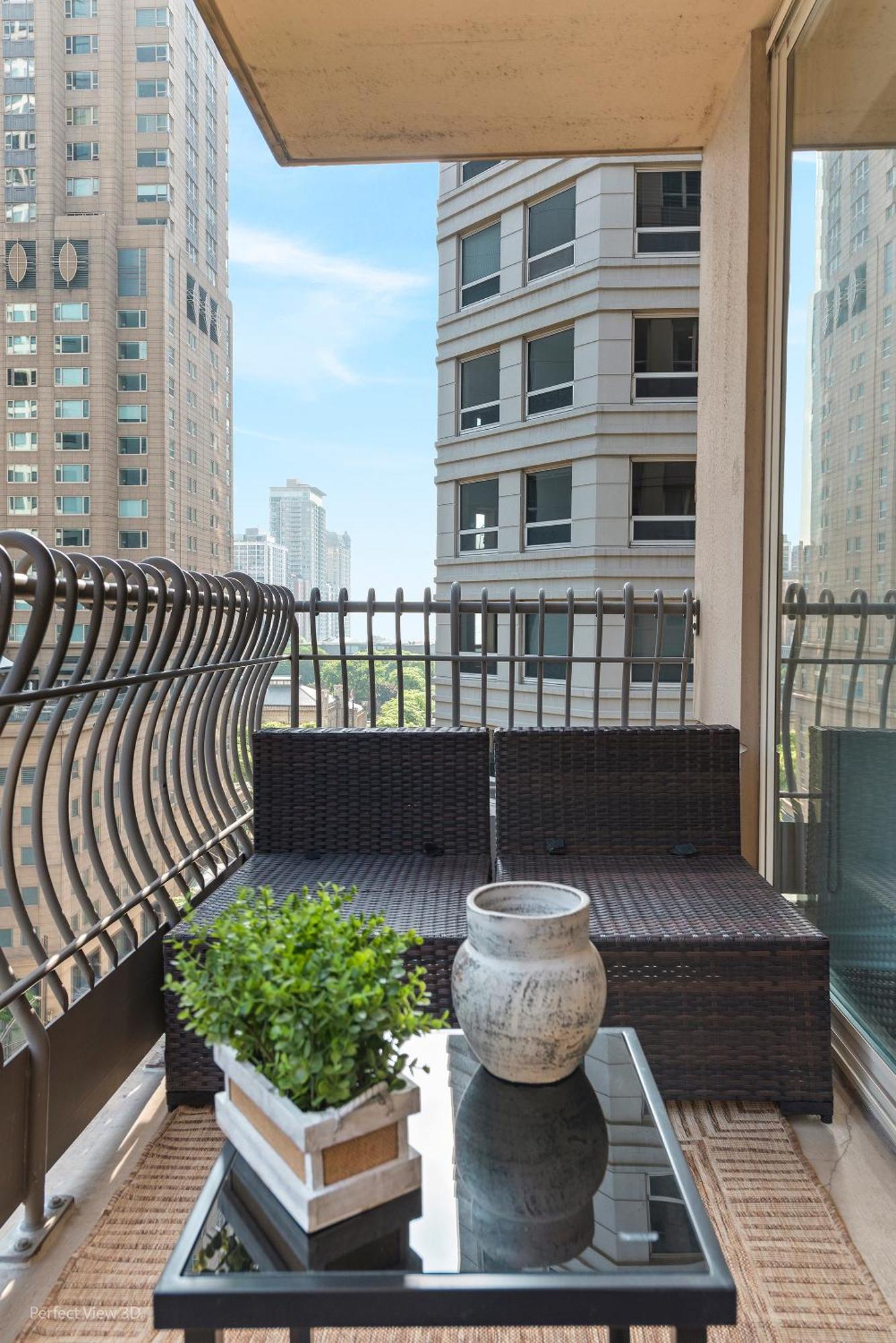 The Bernardin Gold Coast Luxury Apartments Near Magnificent Mile Chicago Bagian luar foto