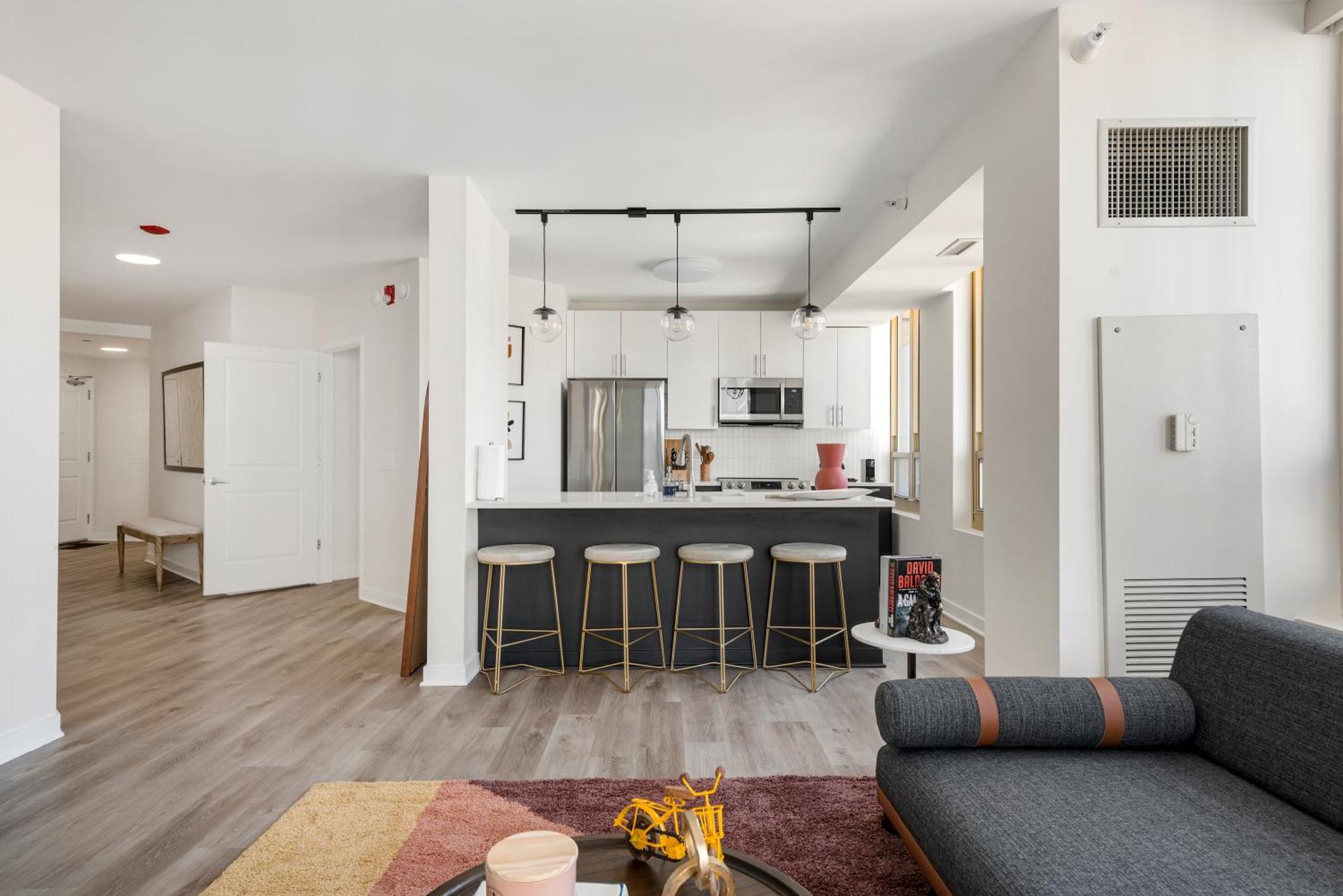 The Bernardin Gold Coast Luxury Apartments Near Magnificent Mile Chicago Bagian luar foto
