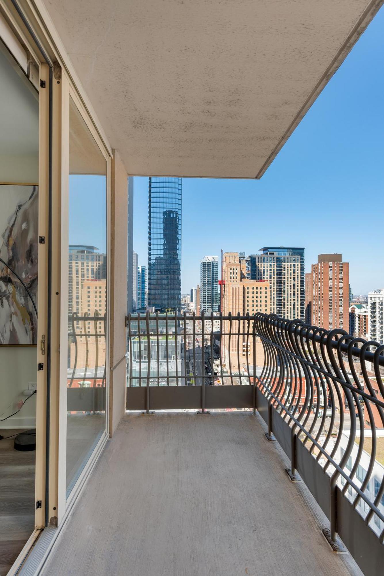 The Bernardin Gold Coast Luxury Apartments Near Magnificent Mile Chicago Bagian luar foto
