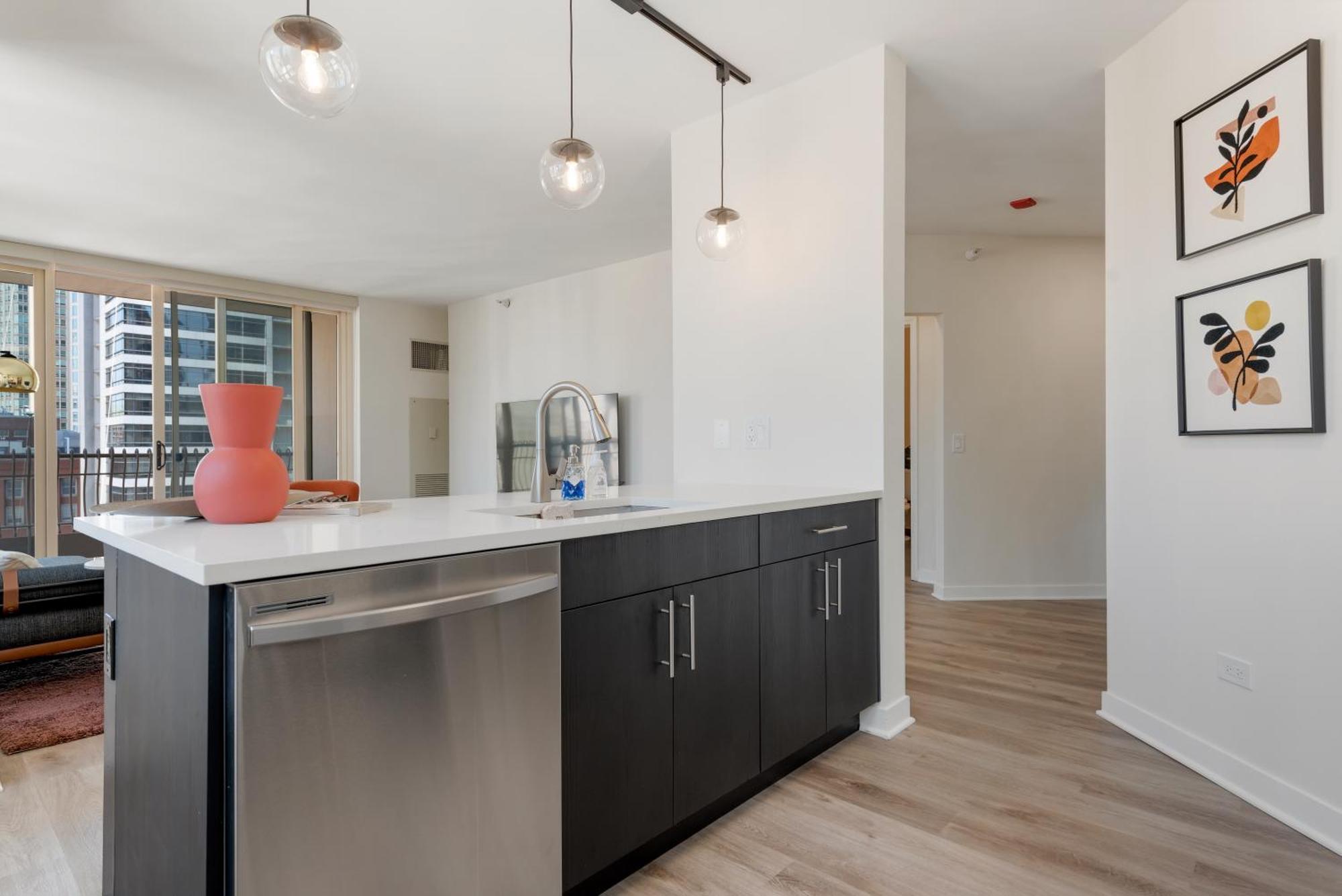 The Bernardin Gold Coast Luxury Apartments Near Magnificent Mile Chicago Bagian luar foto
